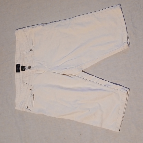 The Limited size 6 white denim Capri pants - Picture 1 of 5